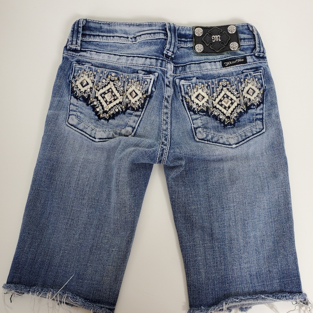 Miss Me raw hem embellished bemuda shorts size 10